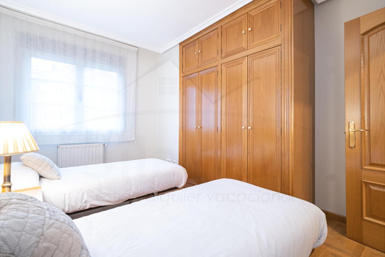 Celina Apartamento Gijón Exteriör bild