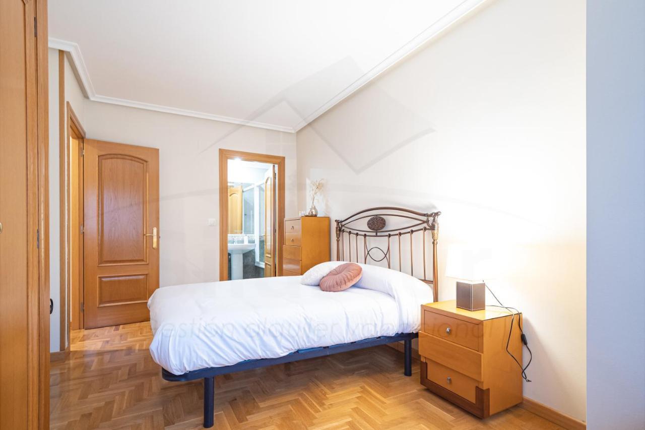 Celina Apartamento Gijón Exteriör bild