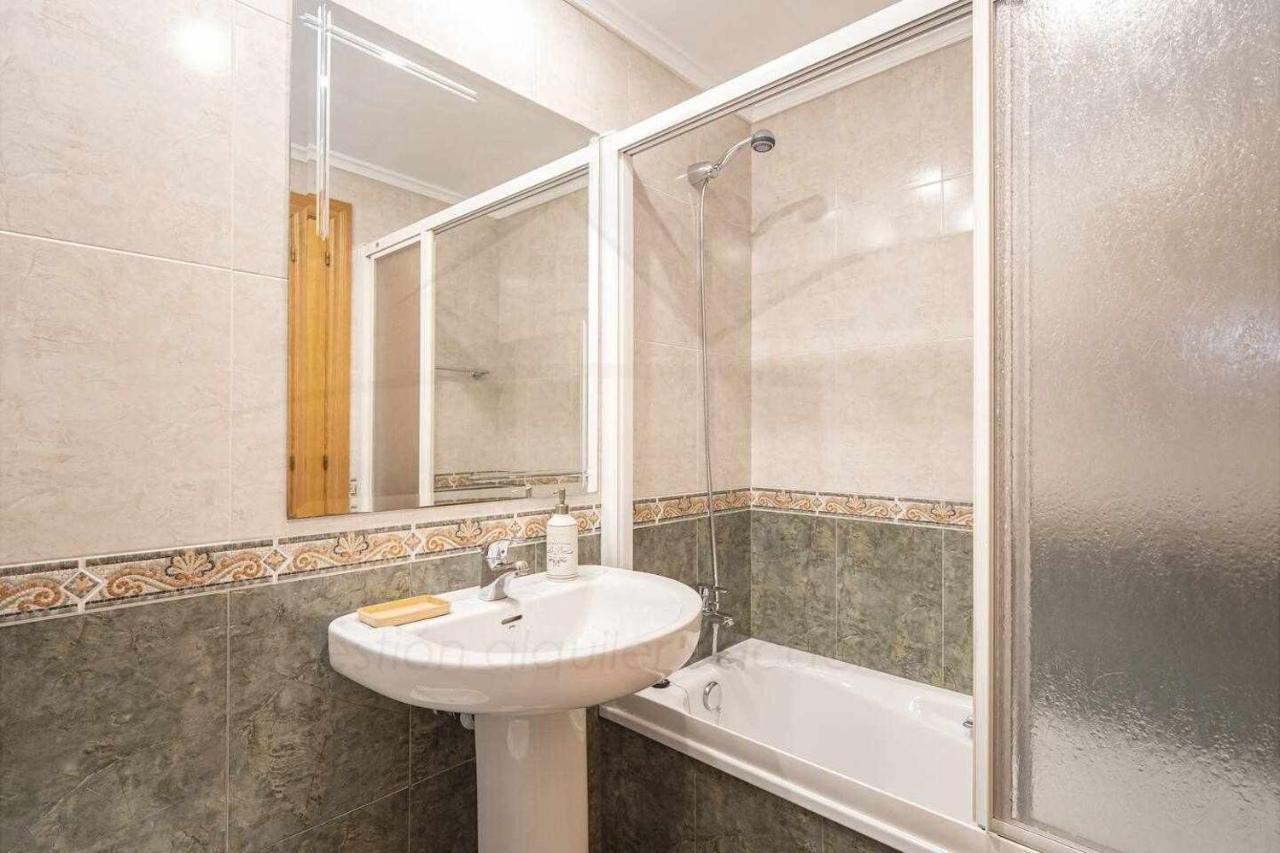 Celina Apartamento Gijón Exteriör bild